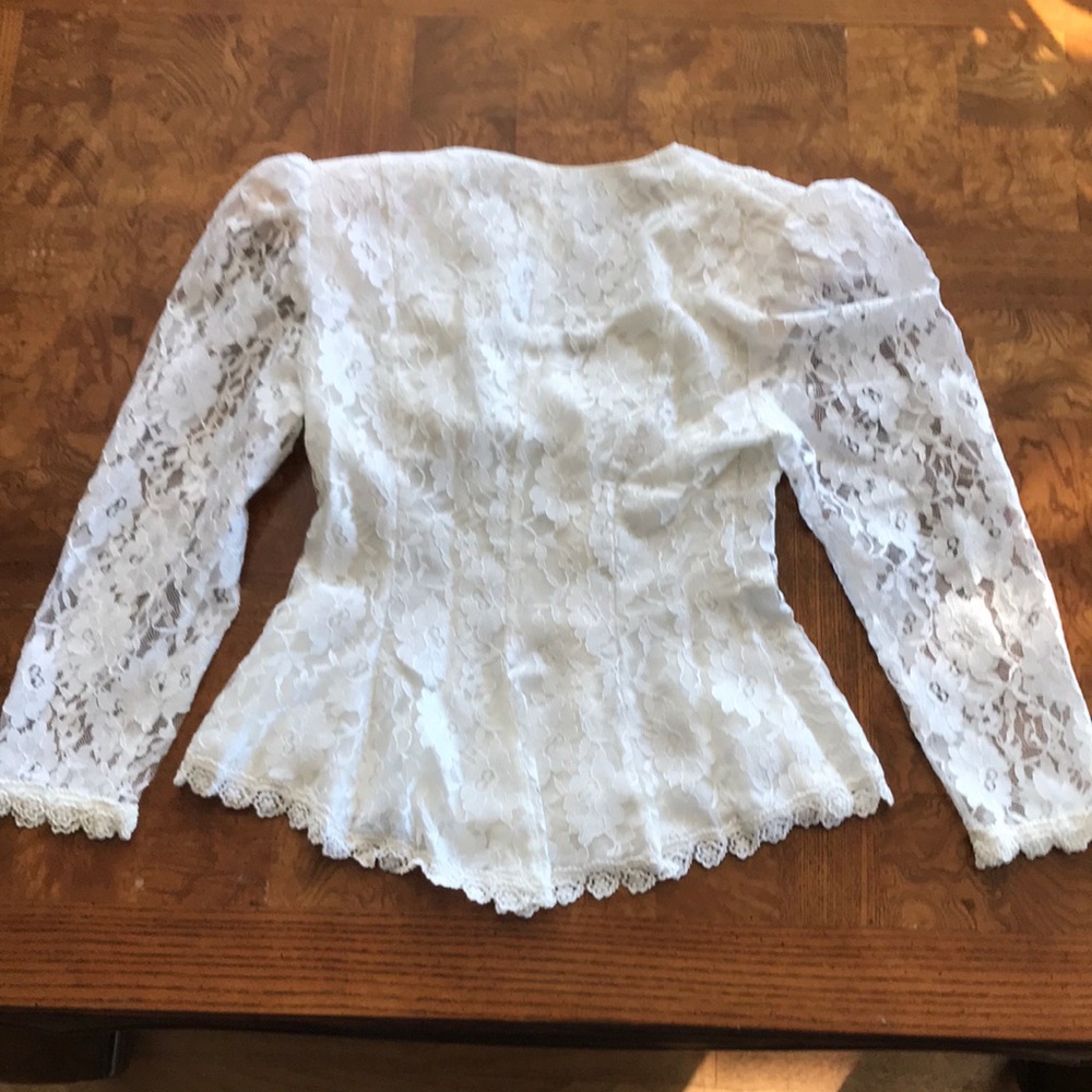 Vintage Women's White Lace Peplum Blouse - Picture 9 of 14